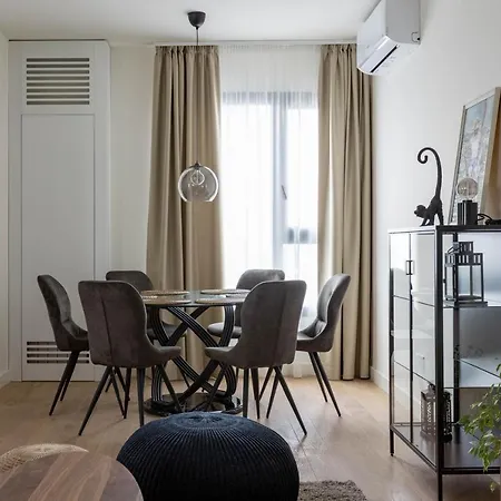 Huge 3 Bedroom With River View Belgrad