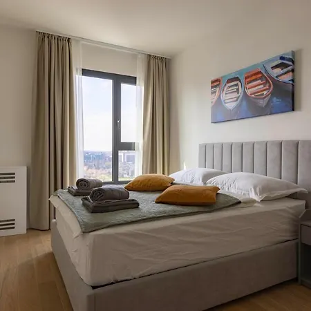 아파트 Huge 3 Bedroom With River View